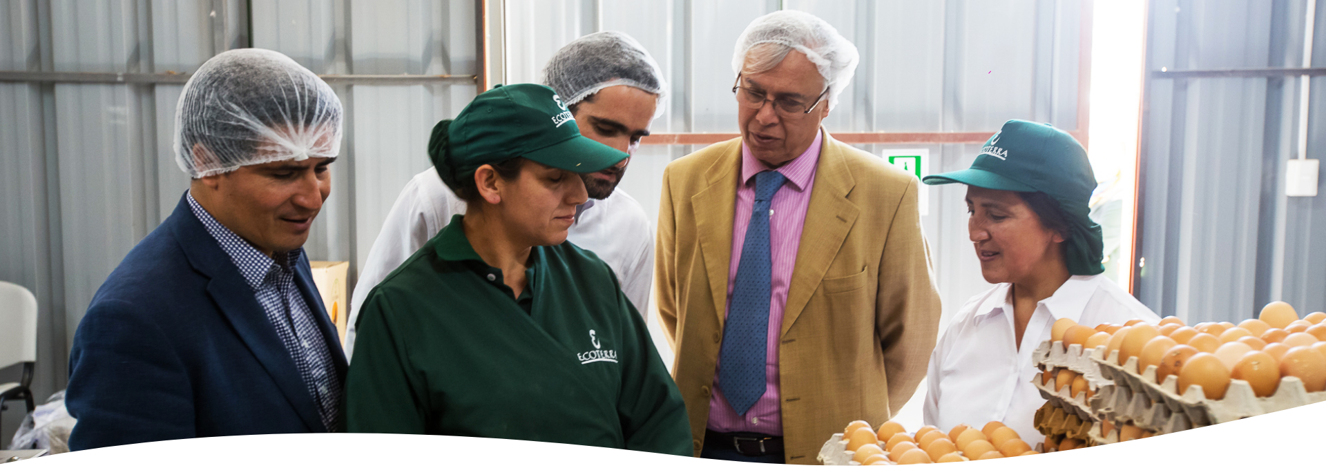 Ministro Furche Destaca a Productores de Huevo